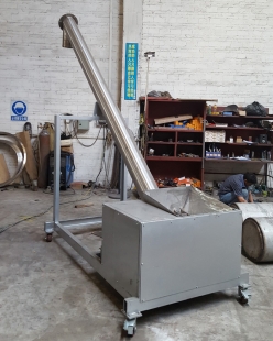 Powder screw conveyor